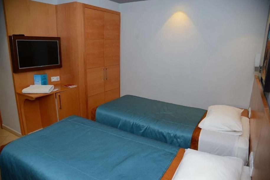 Hotel Al Amal ทิซนิท ภายนอก รูปภาพ
