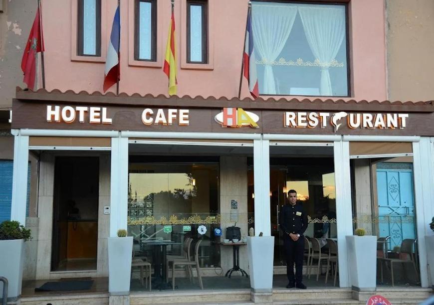 Hotel Al Amal ทิซนิท ภายนอก รูปภาพ